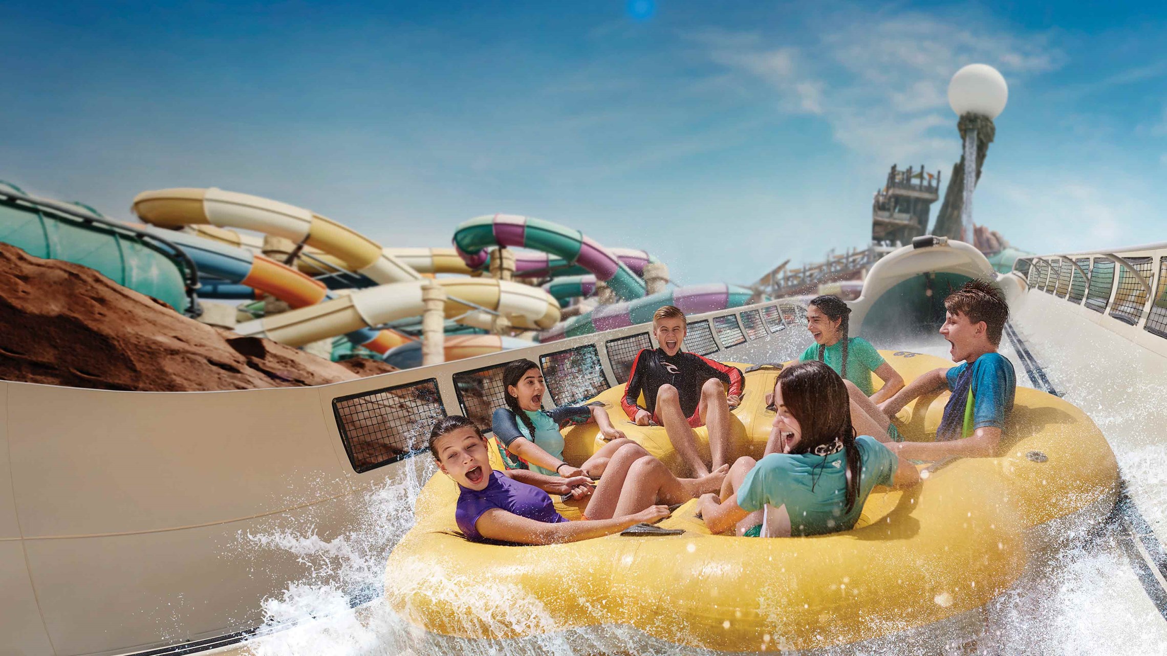  Vivez l’excitation aquatique à Yas Waterworld, un parc d’attractions où les enfants enchaînent les glissades et les éclats de rire dans un décor vibrant.