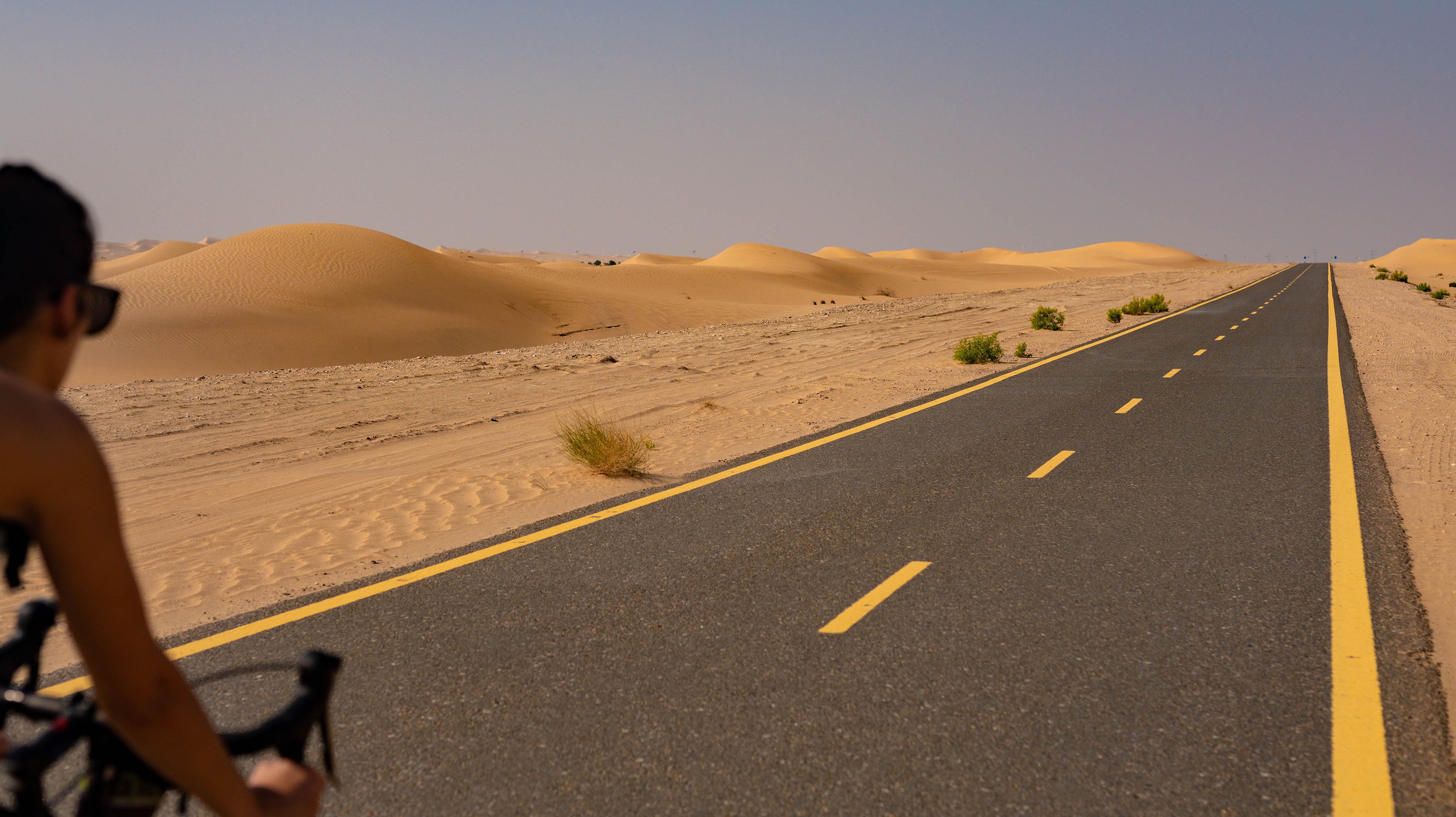 Cycling in Al Dhafra in Abu Dhabi