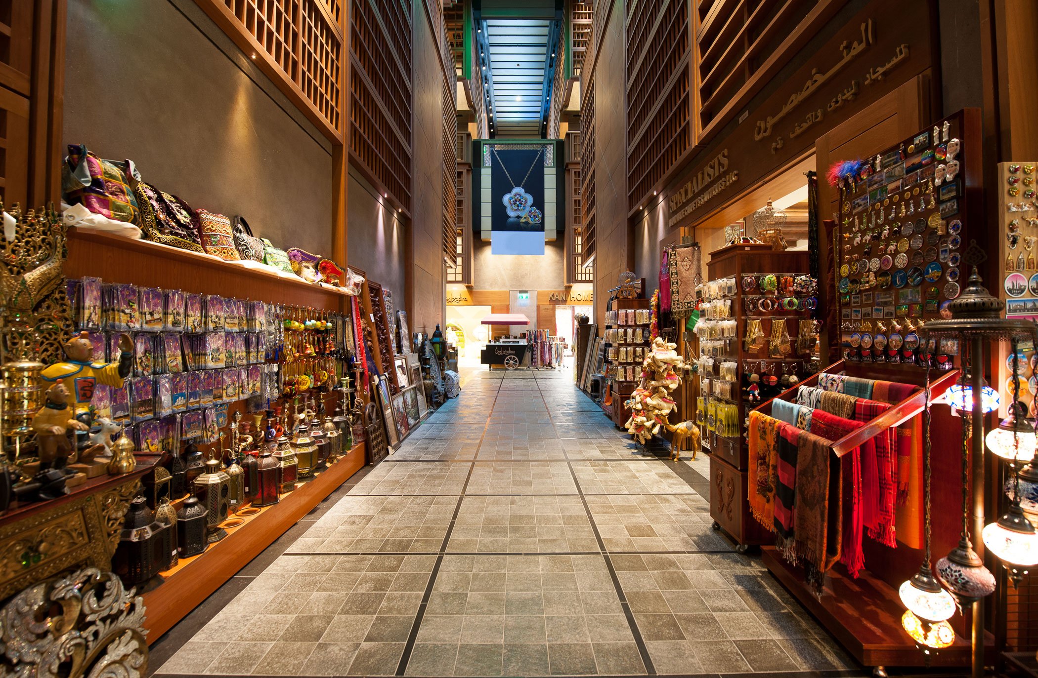 4. Le Mall au World Trade Center Abu Dhabi 