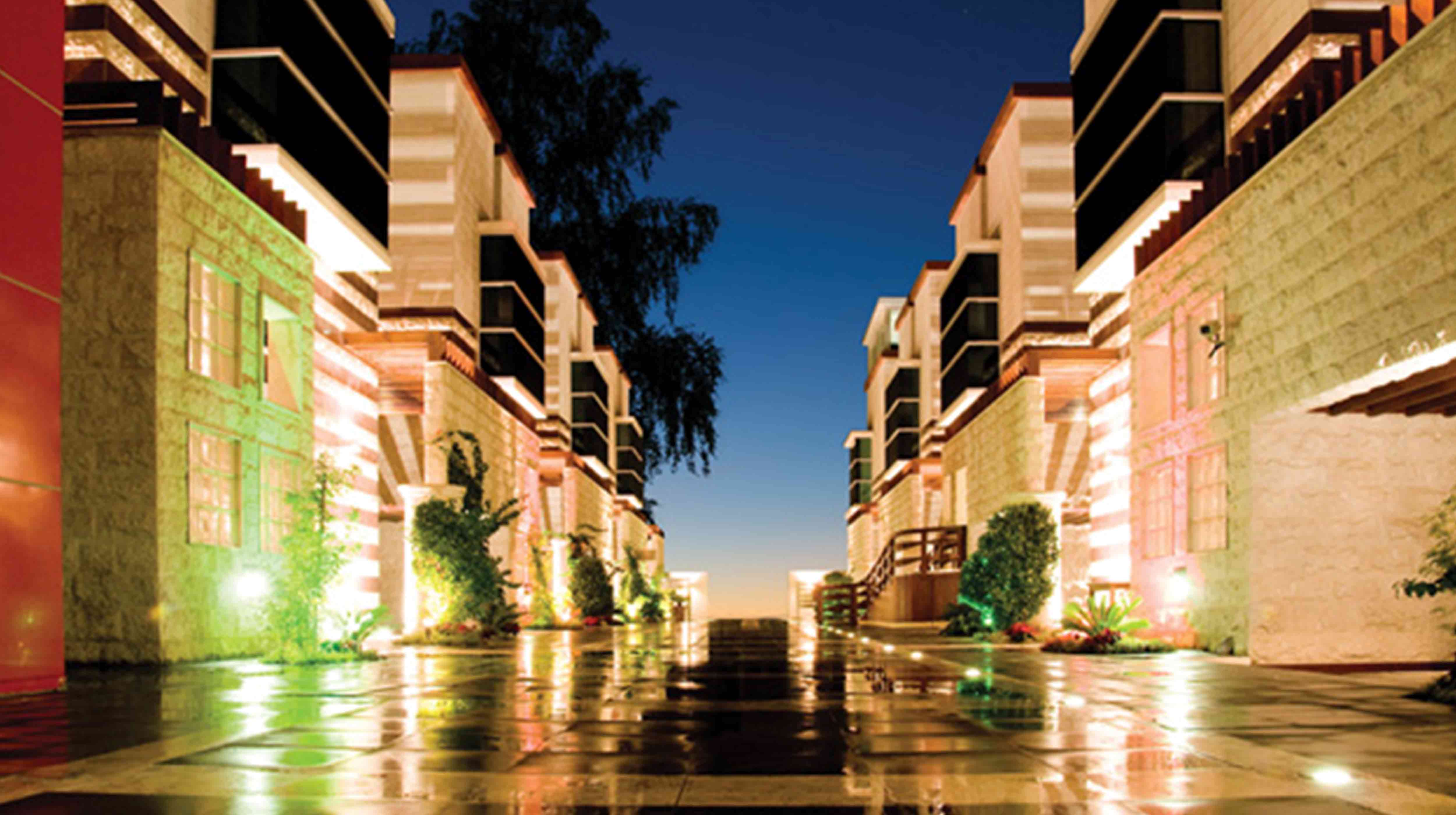 One to One Hotel - the Village