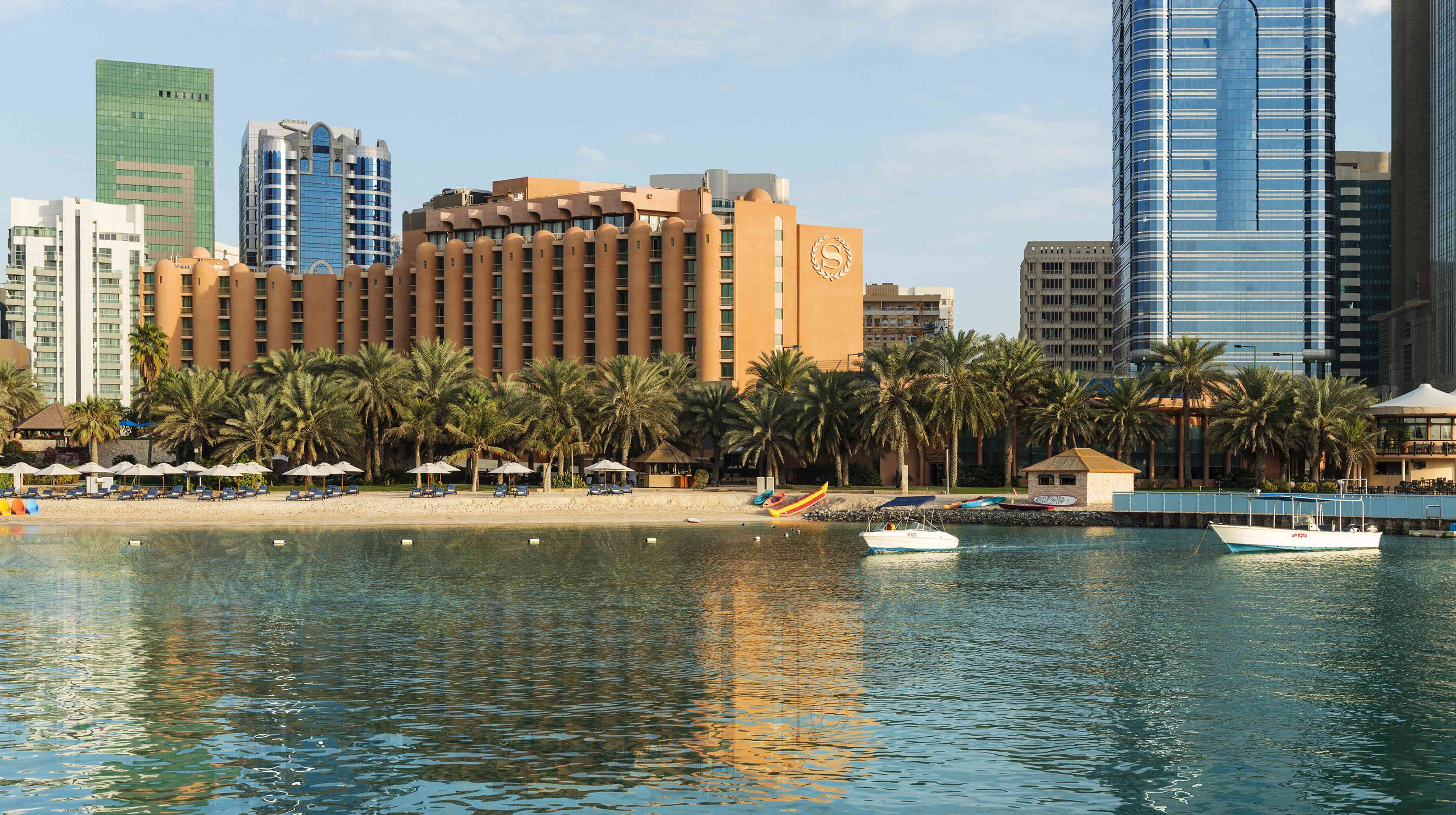 Sheraton Abu Dhabi Hotel & Resort