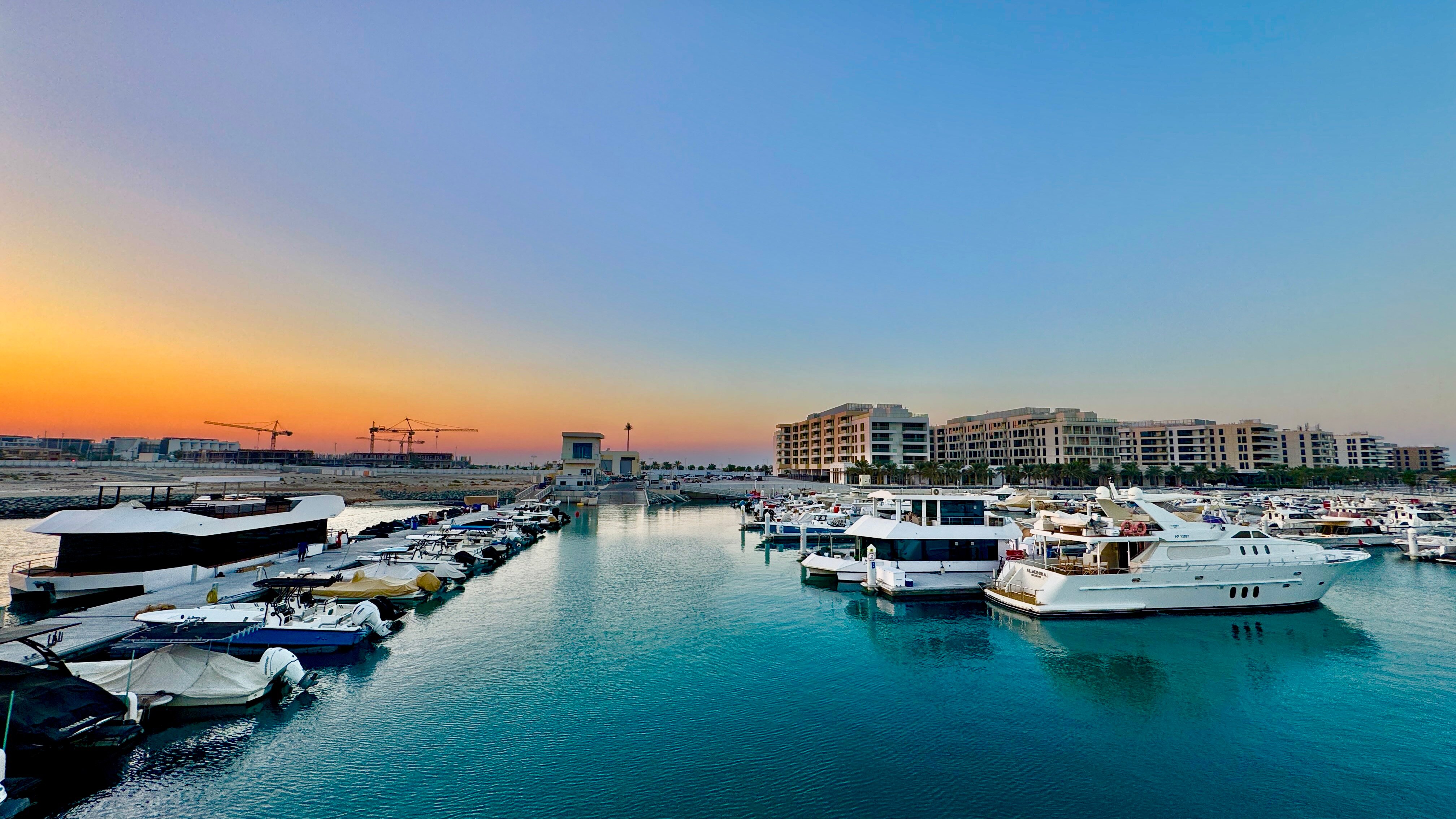 hidd al saadiyat marina