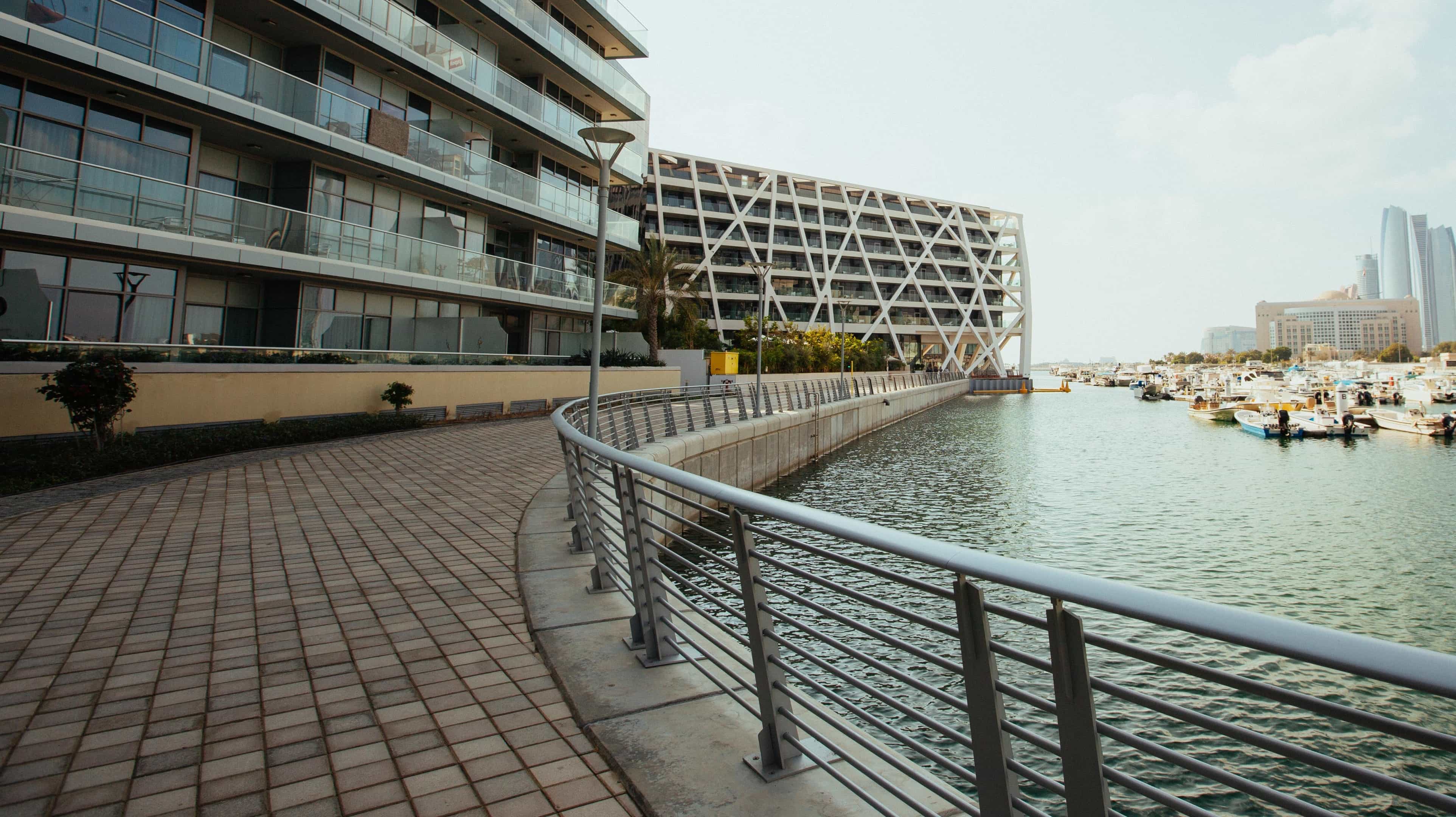 Abu Dhabi's Al Bateen Marina sidewalk and water